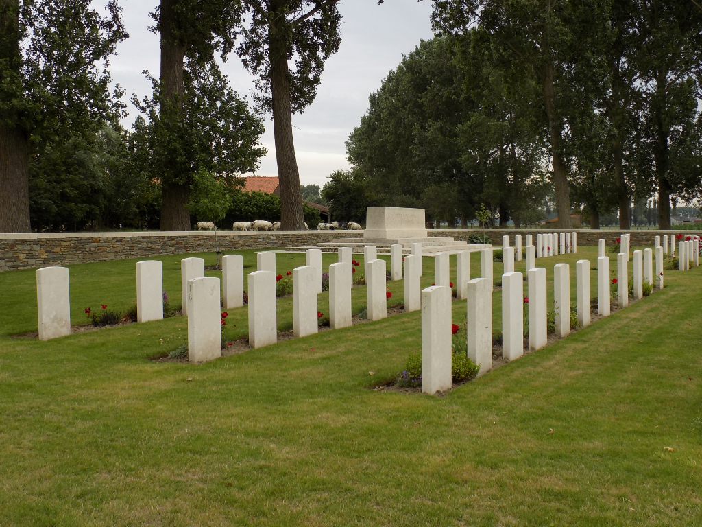 Ferme-Olivier Cemetery, Belgium
