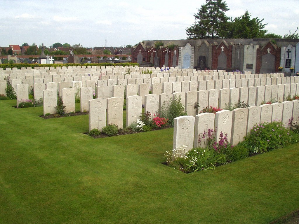 Noeux-Les-Mines Communal Cemetery